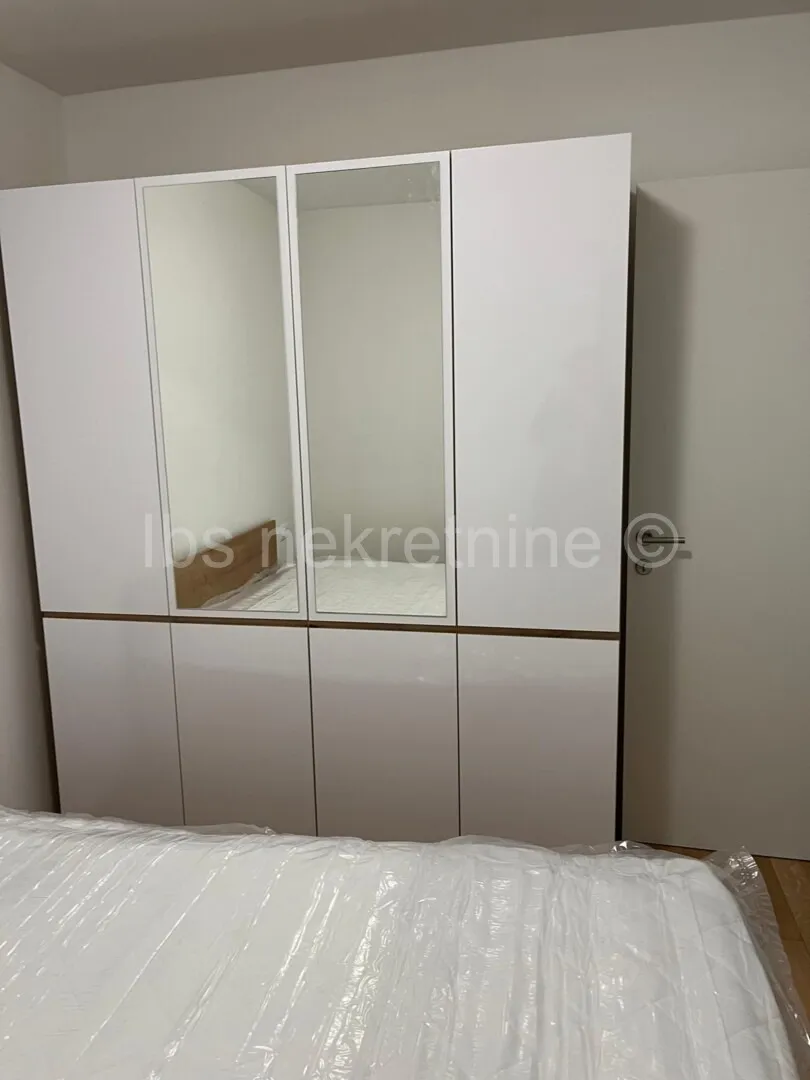 split, mejaši - jednosoban stan s garažom - slika 7