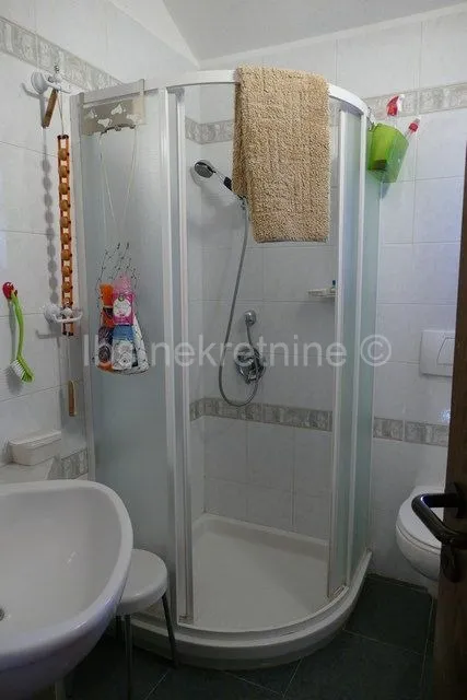 milna - prekrasna kuća 30m od mora!! - slika 9