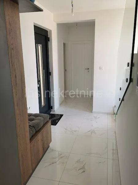 *** moderno namješten trosoban penthouse!!!*** - slika 15