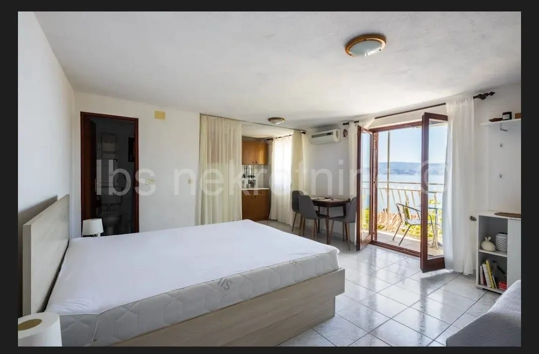 stanići - apartmanska kuća 50m od mora!! - slika 6