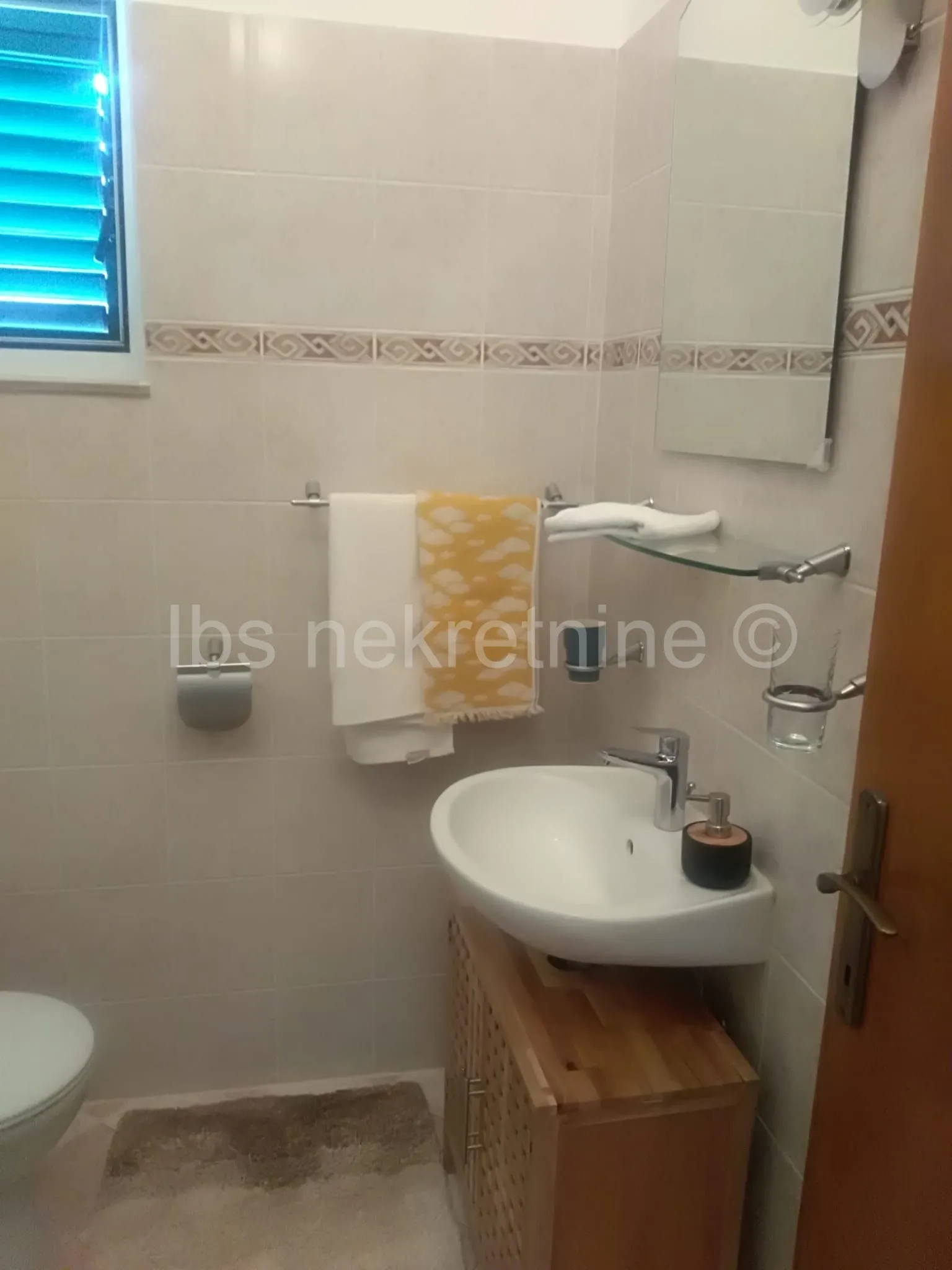 podstrana, 3 apartmana, predivan otvoreni pogled na more!!! - slika 10