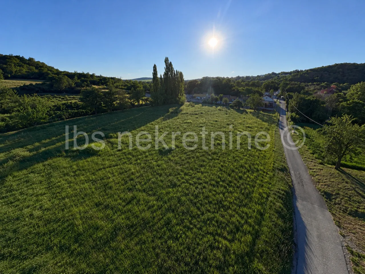 Građevinsko zemljište 606 m² u Glavicama - Glavice, Sinj