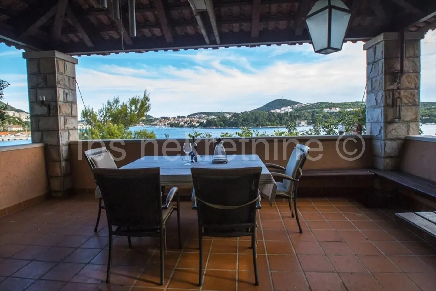 dubrovnik vila s bazenom i vrtom - slika 10