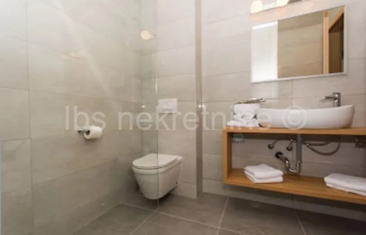 ***luksuzna vila s bazenom-slatine!!!*** - slika 7