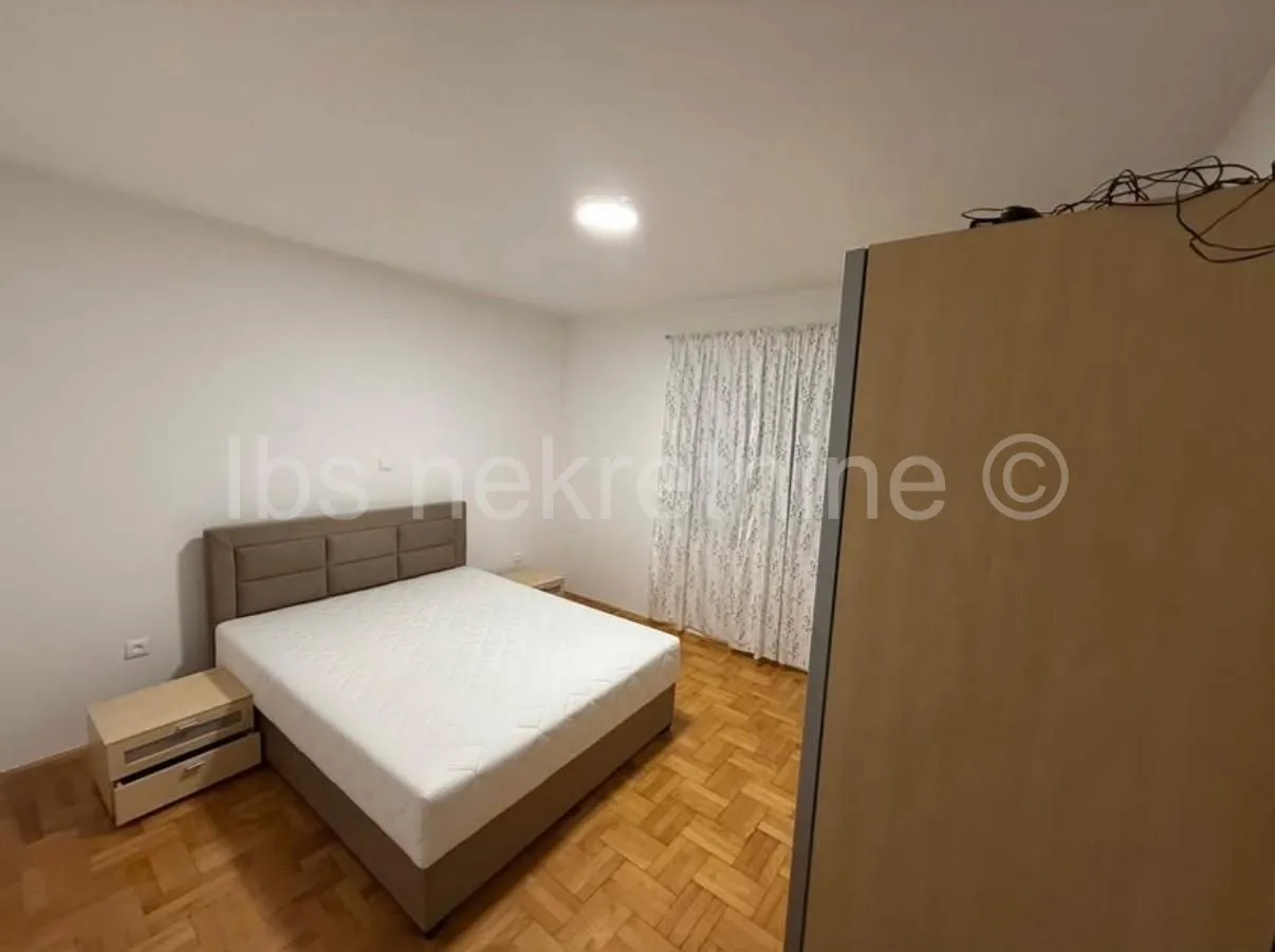 sinj trosoban stan 85m2 - slika 3