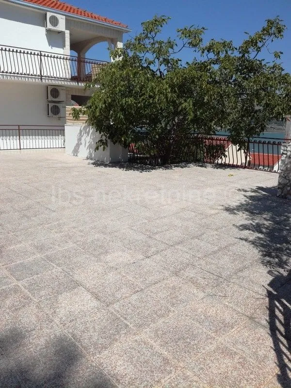 kuća prodaja čiovo 658 m2 - slika 11