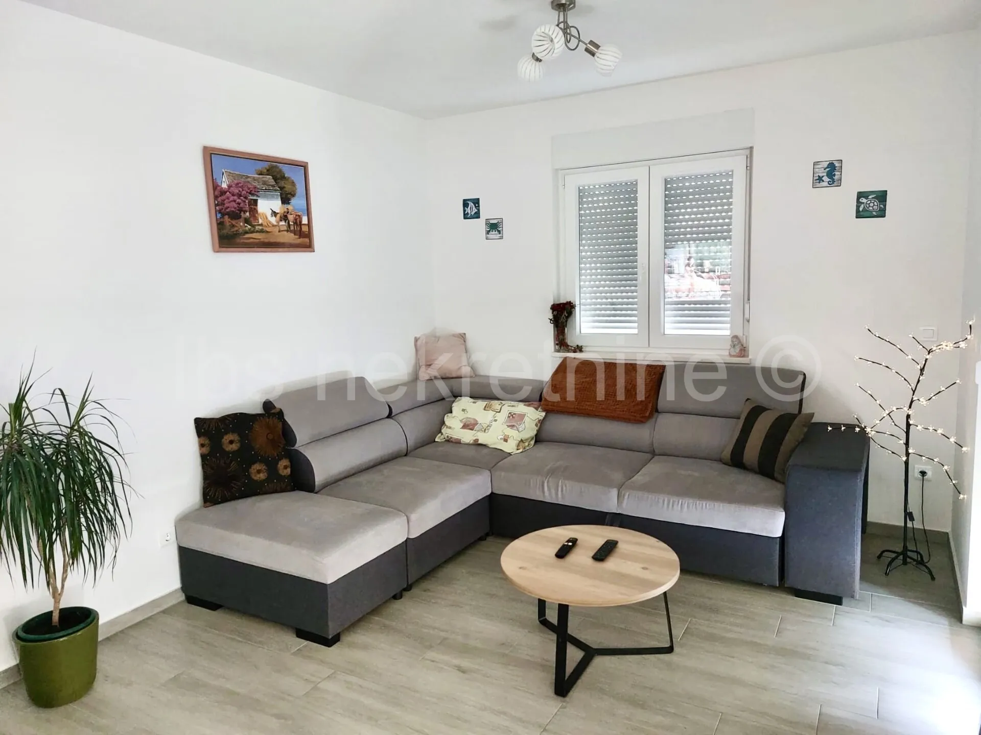 Podstrana - trosoban stan na prvom katu, 80 m2, parking mjesto - Podstrana, Podstrana