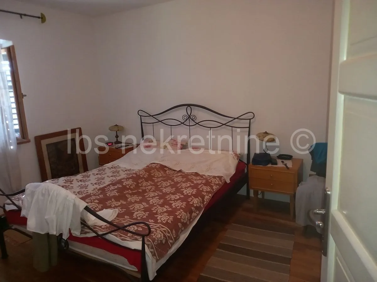 kuća prodaja sinj 101 m2 - slika 21
