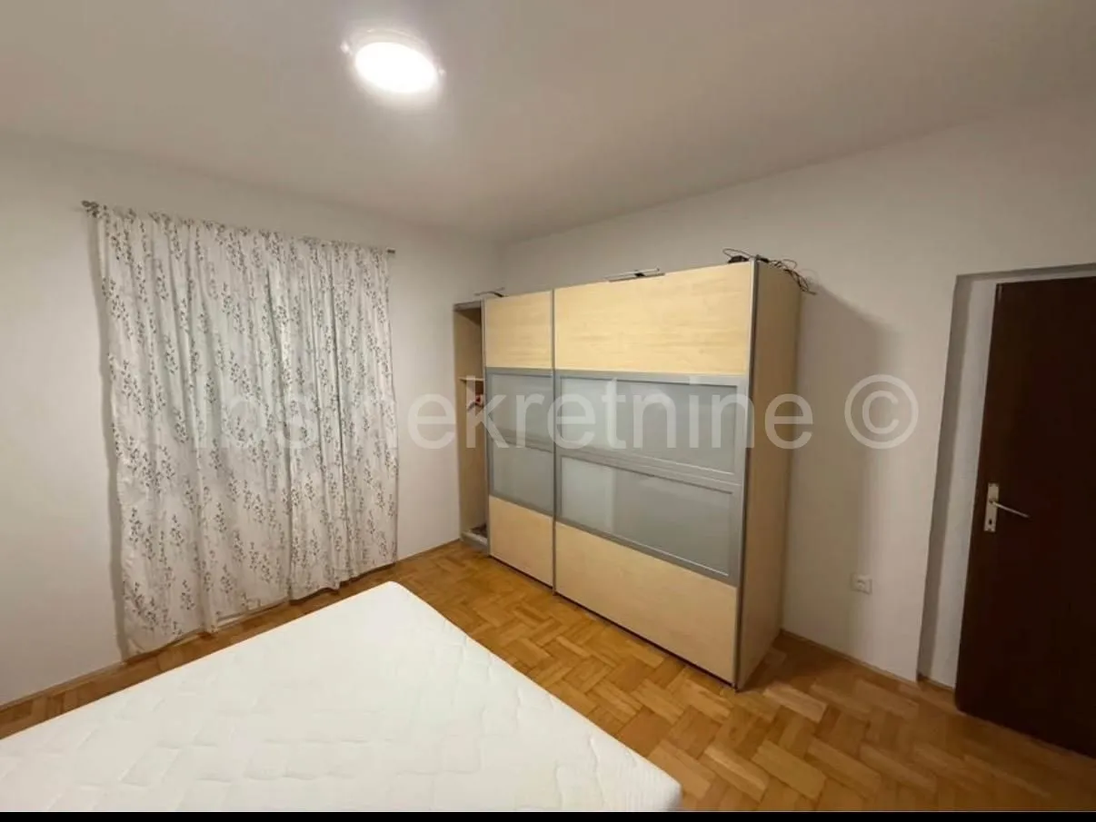sinj trosoban stan 85m2 - slika 4