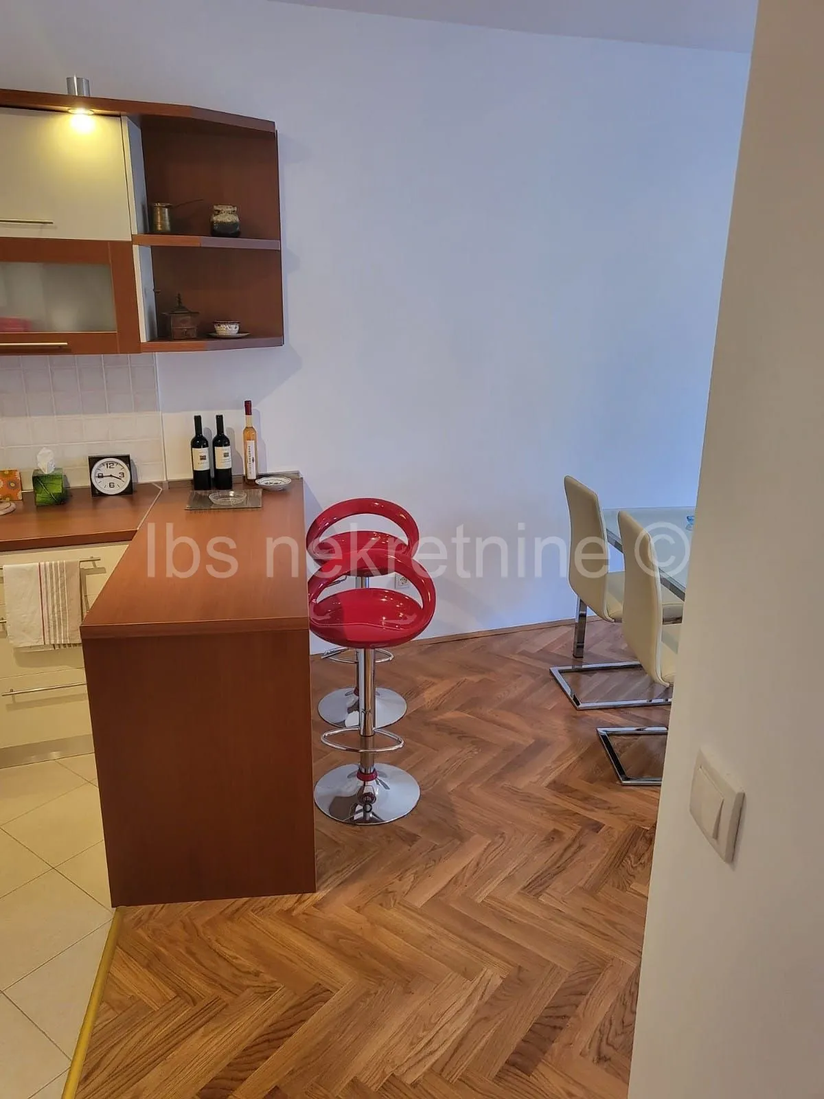 žnjan - komforan dvosobni stan sa vrtom i parkirnim mjestom!! - slika 18