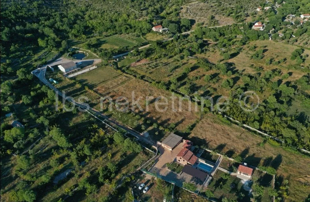 ***divojevići - seosko imanje na 10,000 m2!!!*** - slika 34