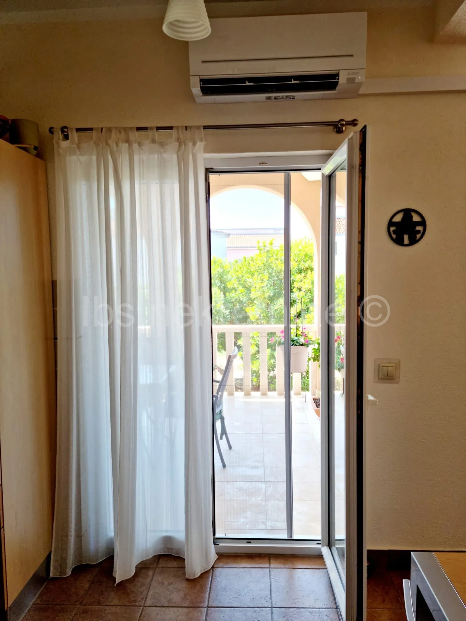 sevid - samostojeća kuća u blizini plaže!! - slika 13