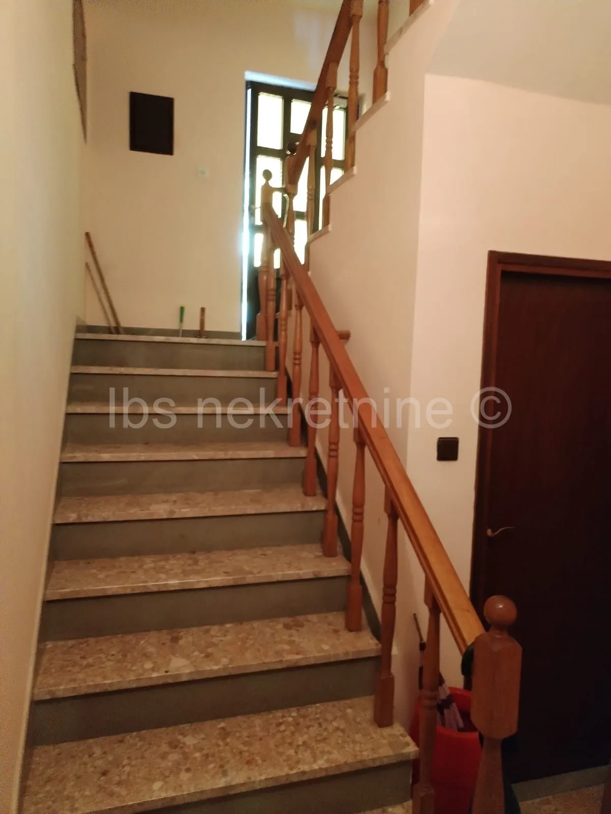 podstrana, kuća od 450 m2!! - slika 4
