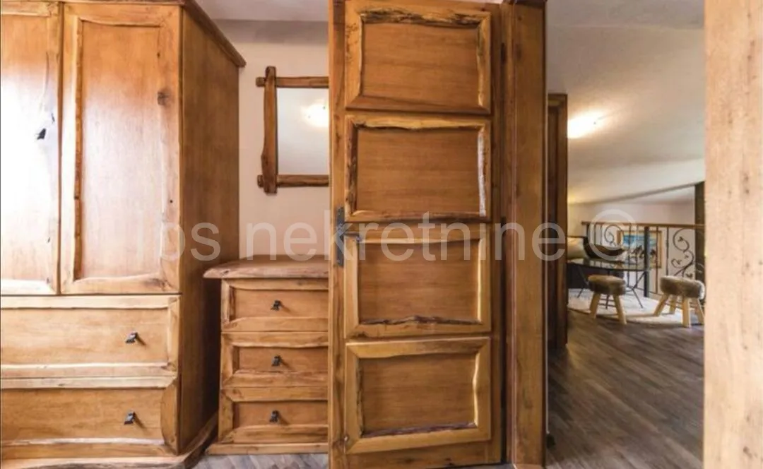 ***divojevići - seosko imanje na 10,000 m2!!!*** - slika 30