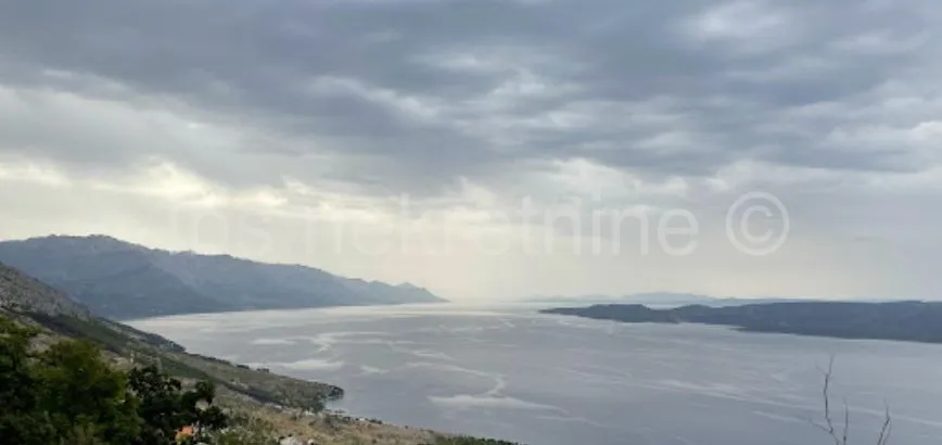 Lokva rogoznica 3300 m2 - Lokva Rogoznica, Omiš