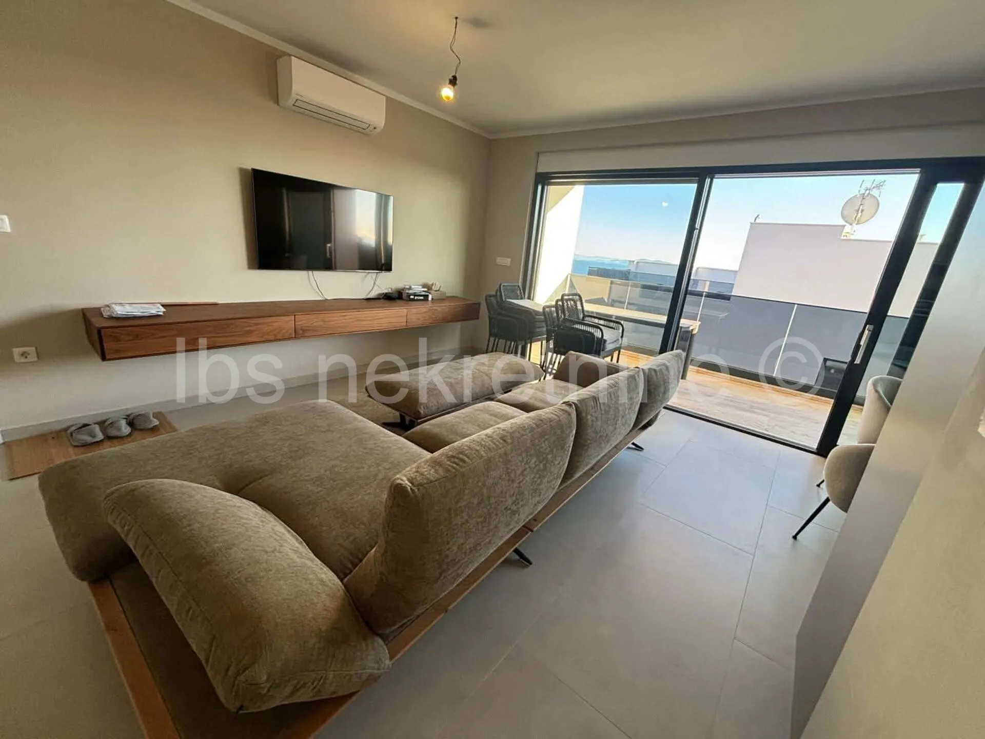 ***penthouse namješten s pogledom na more!!!*** - slika 8