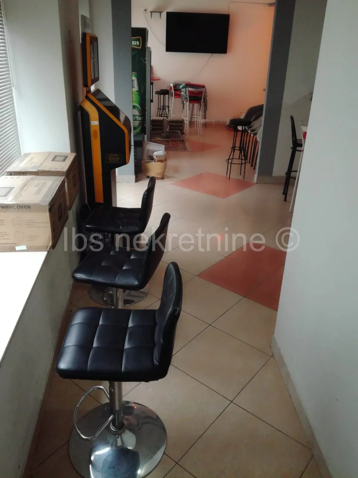 poslovni prostor najam/zakup sinj 75 m2 - slika 8