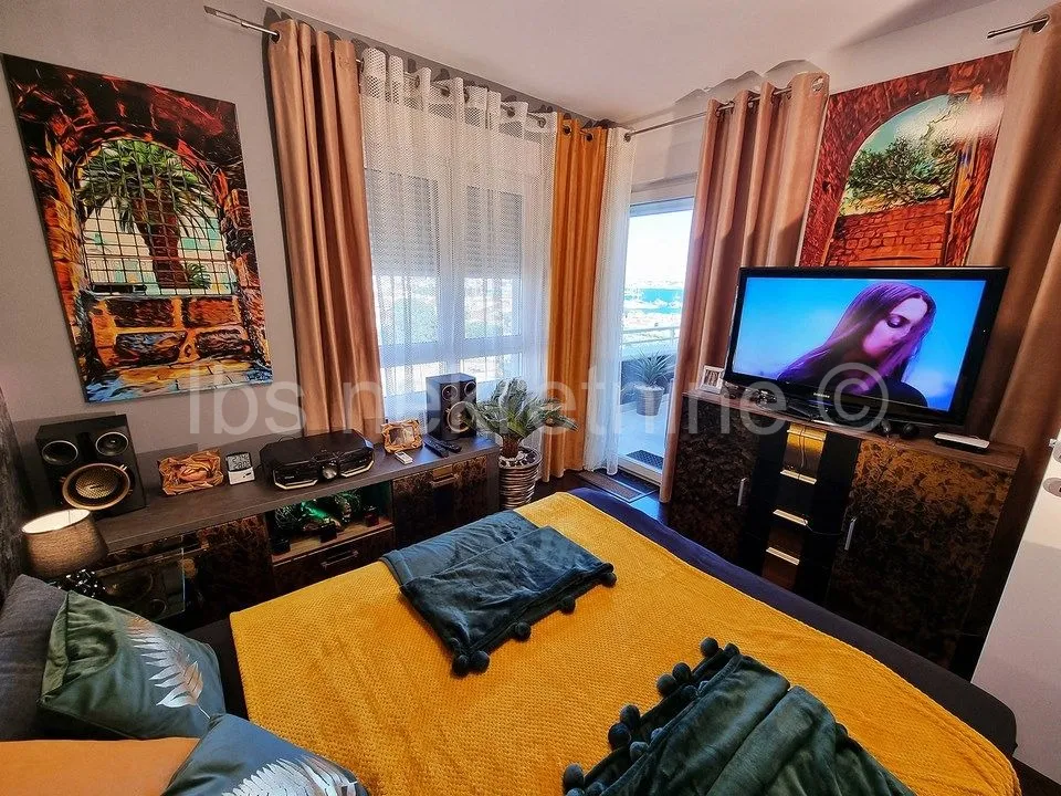 luksuzni penthouse!!! - slika 14