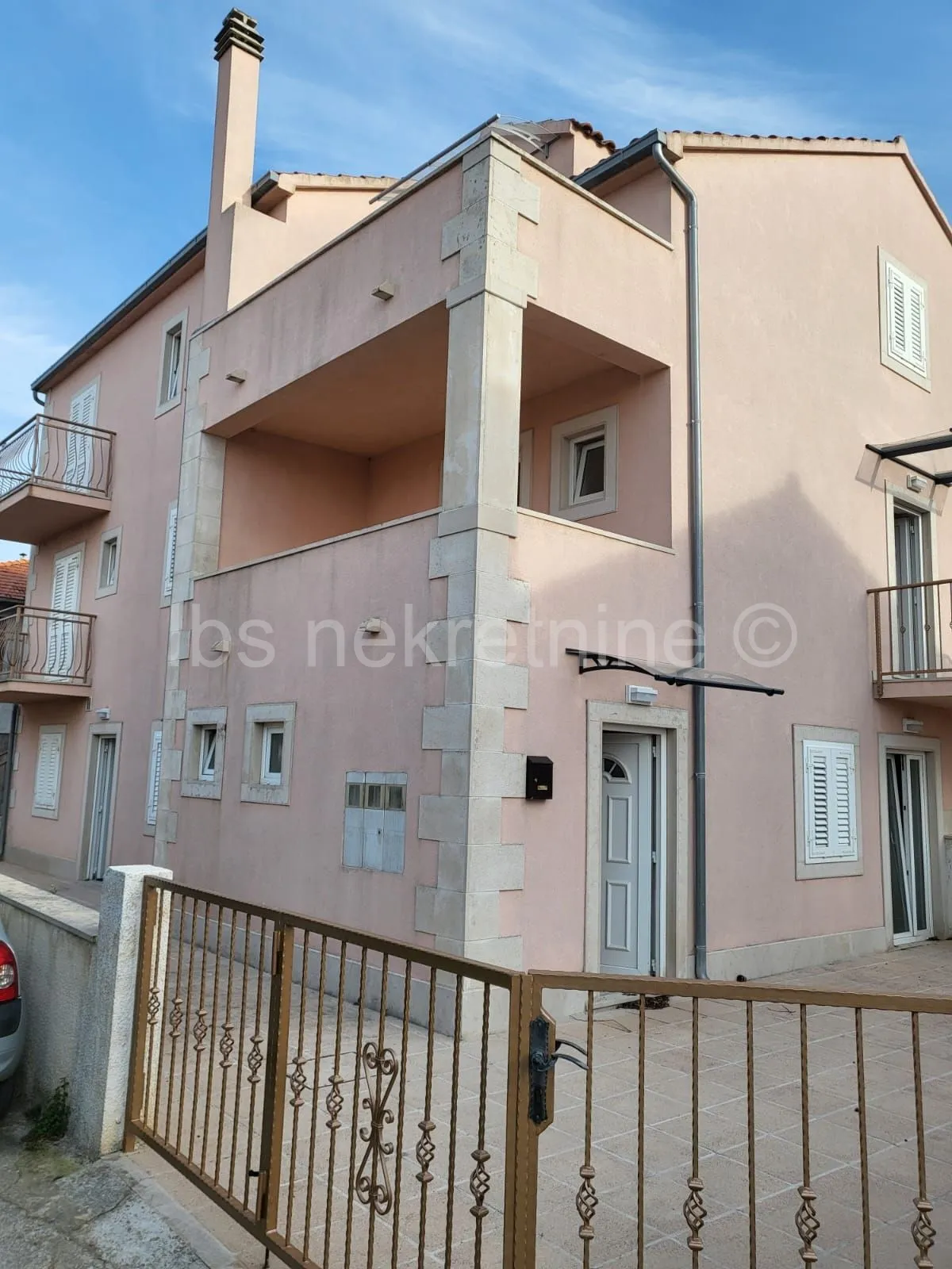supetar - samostojeća kuća sa otvorenim pogledom na more!! - slika 6