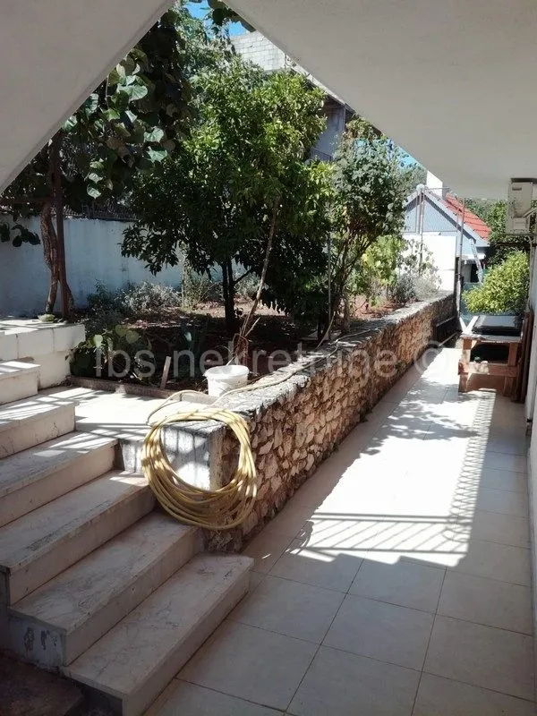 kuća prodaja čiovo 658 m2 - slika 6