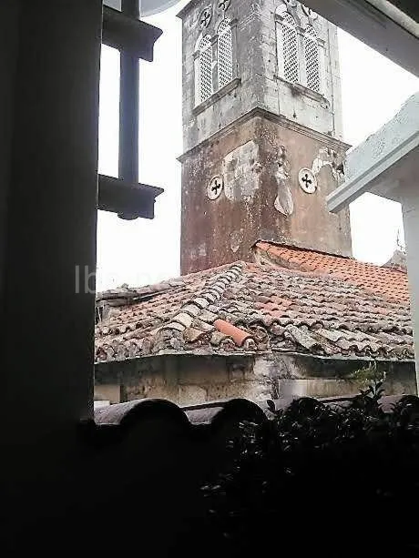 ***u srcu trogira potpuno uređen stan-uhodan za turističko iznajmljivanje!!!*** - slika 12