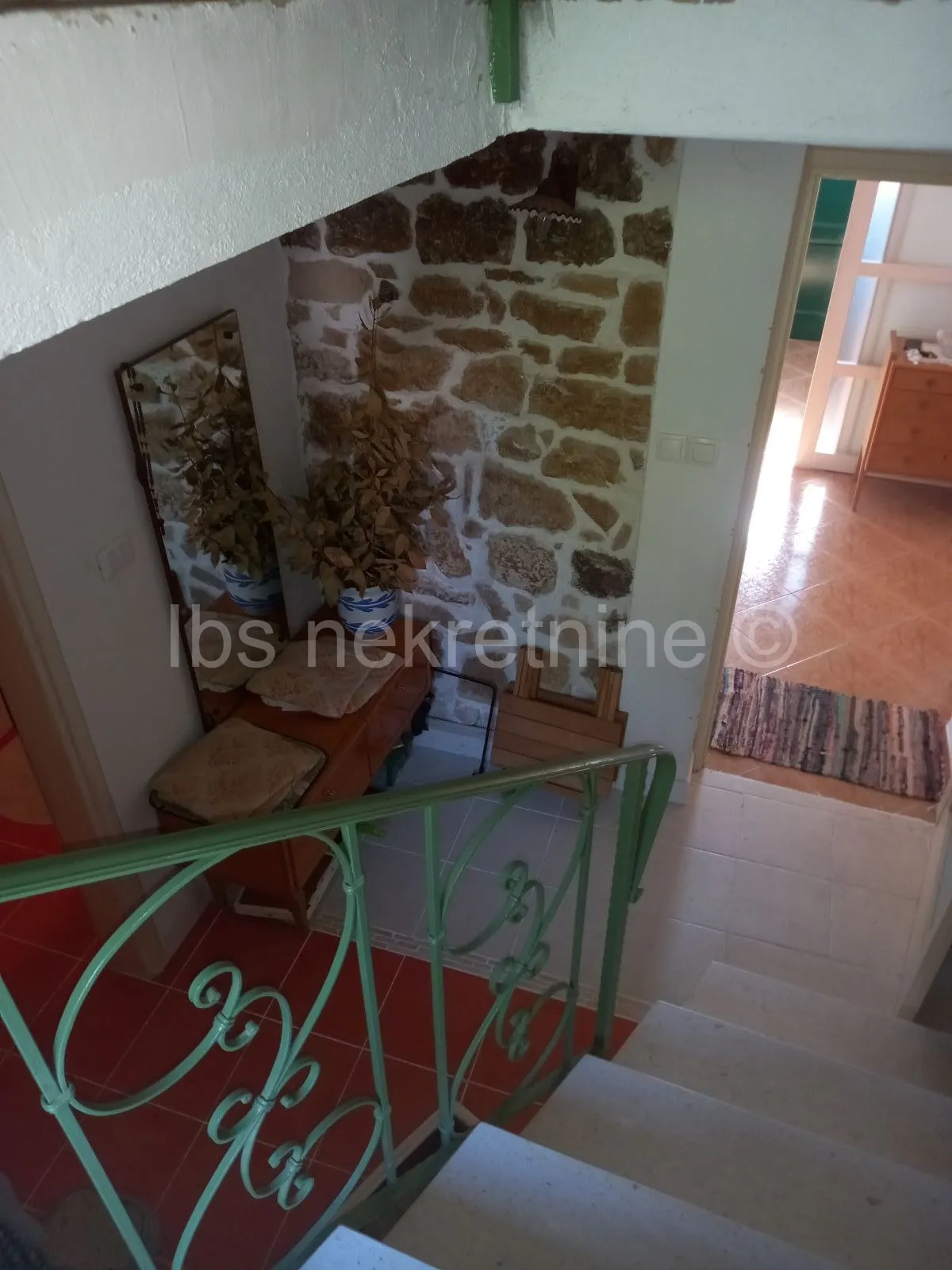 kuća prodaja sinj 101 m2 - slika 14