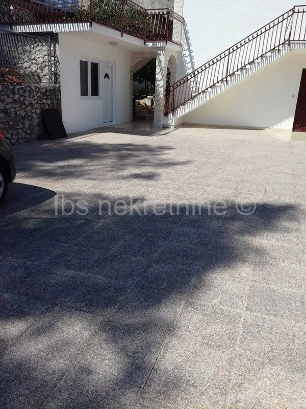 kuća prodaja čiovo 658 m2 - slika 12