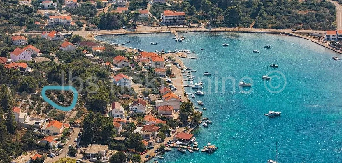 Građevinsko zemljište 742 m² 100 m od mora Lumbarda, Korčula - Lumbarda, Lumbarda