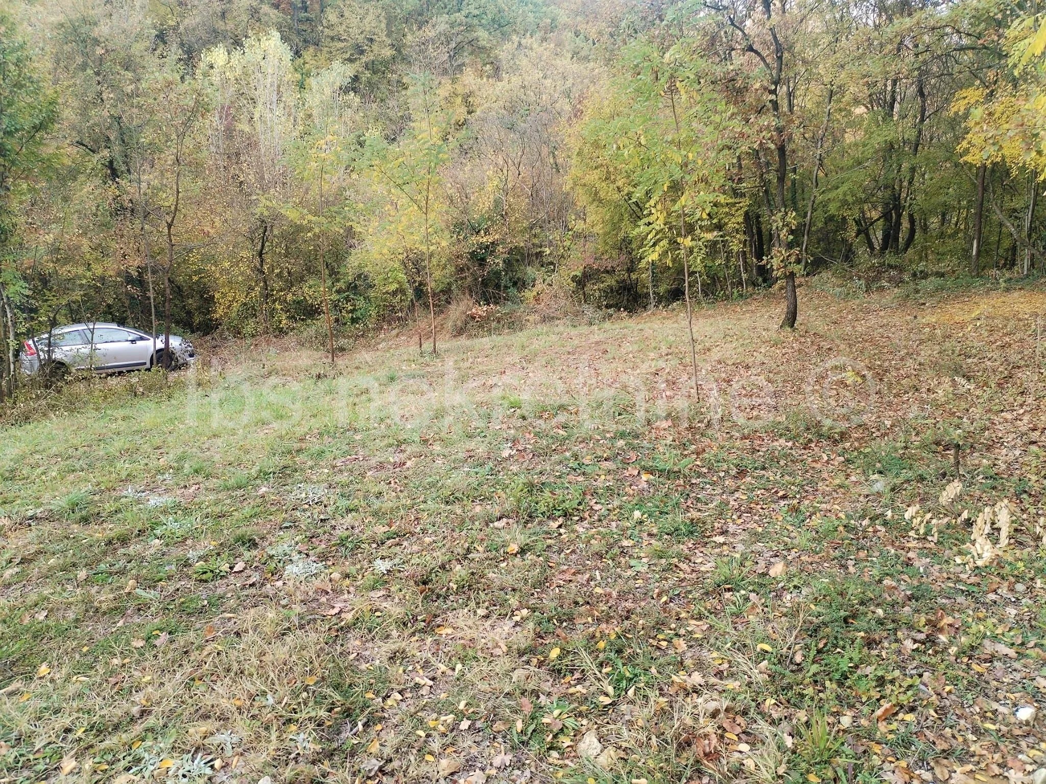 sinj, građevinsko zemljište 690 m2 - slika 3