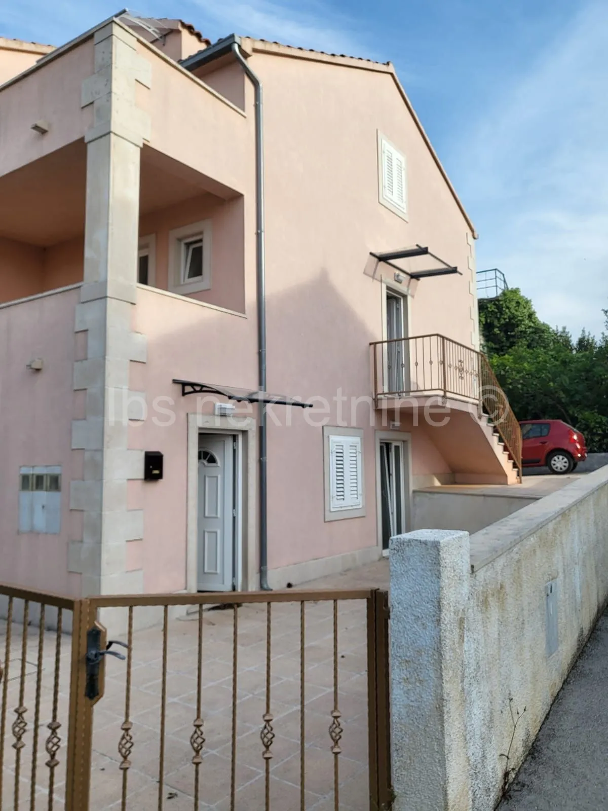 supetar - samostojeća kuća sa otvorenim pogledom na more!! - slika 7