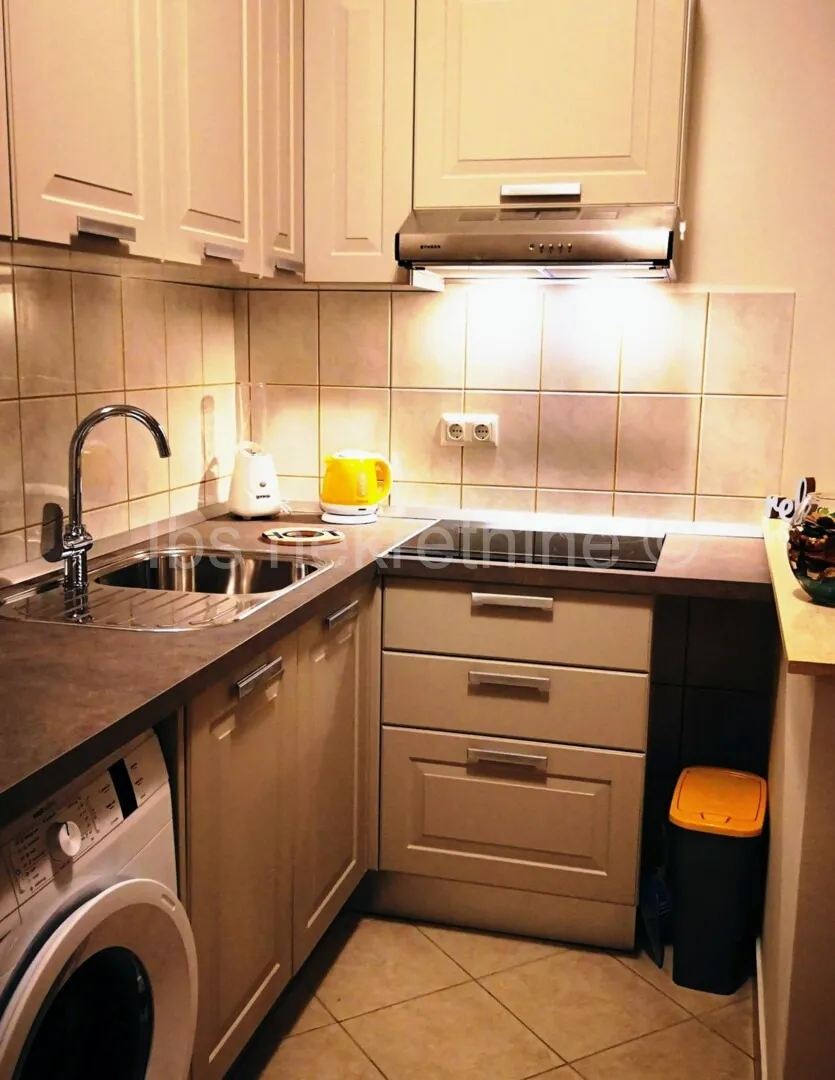 jesenice studio apartman prvi red do mora i samo 20 m od plaže - slika 4