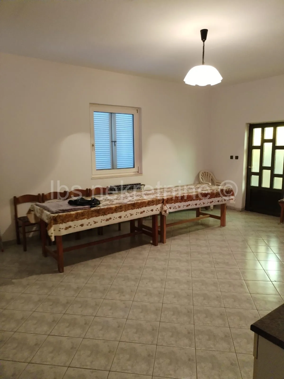 podstrana, kuća od 450 m2!! - slika 5