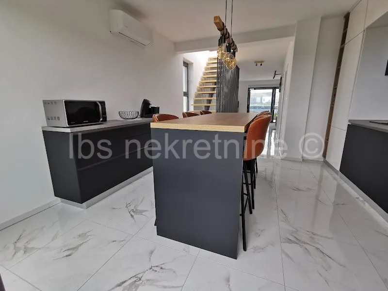 *** moderno namješten trosoban penthouse!!!*** - slika 3