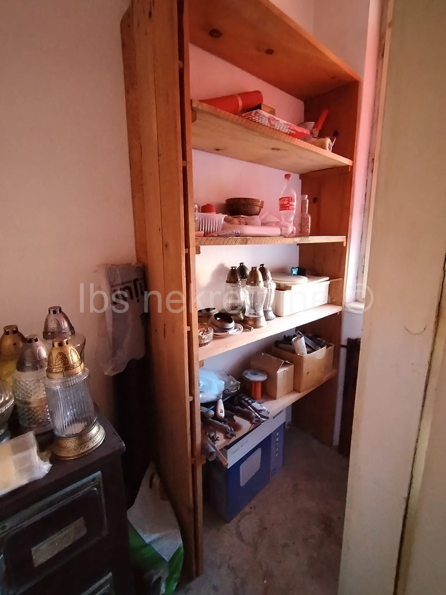 livno dvosoban stan strogi centar - slika 9