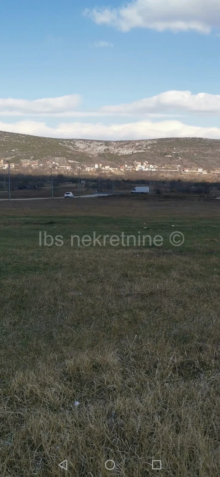zakup građevinskog zemljišta površine 10000m2 uz državnu cestu d1! - slika 2