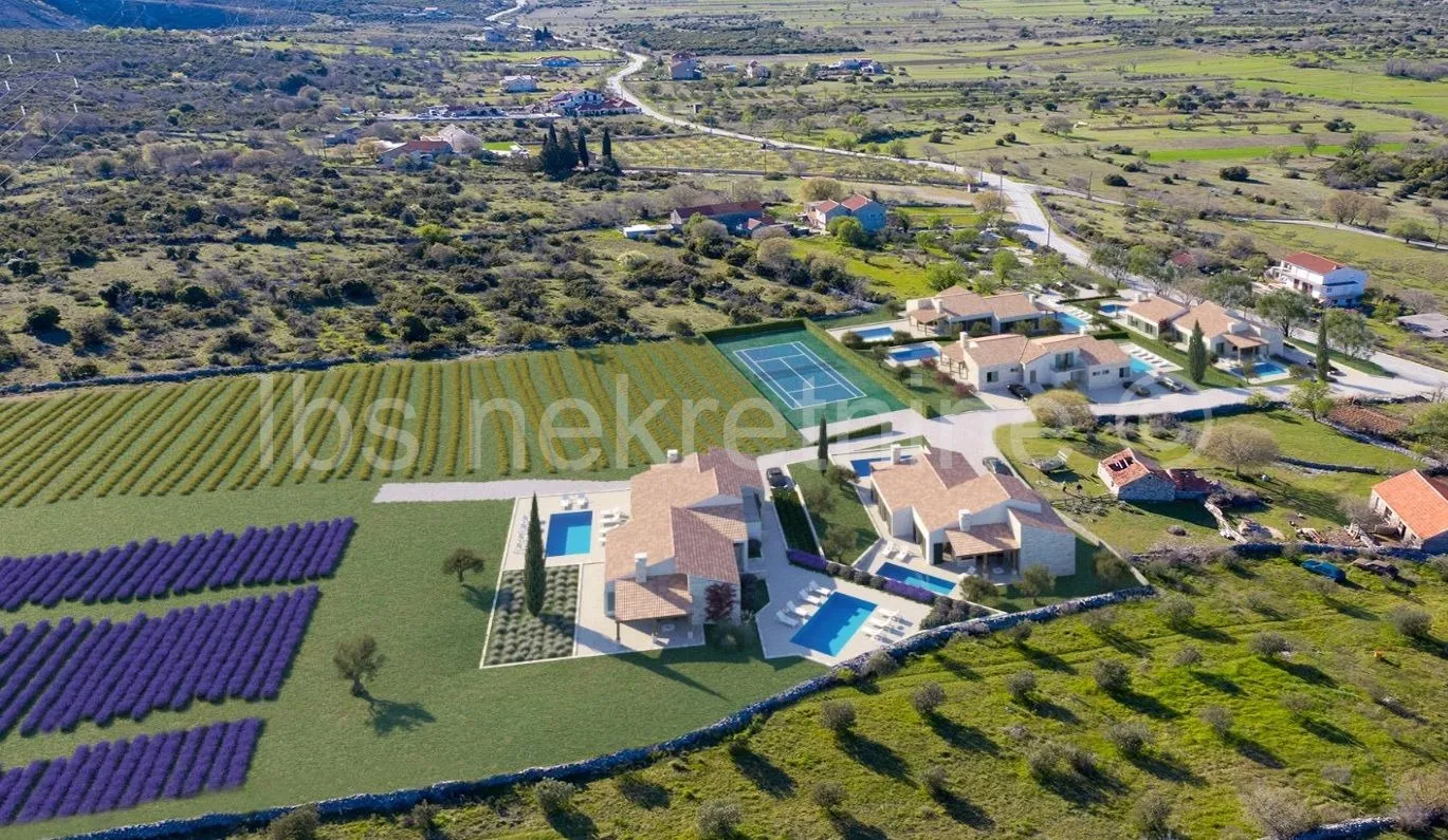 zemljište prodaja danilo kraljice 21000 m2 - slika 2