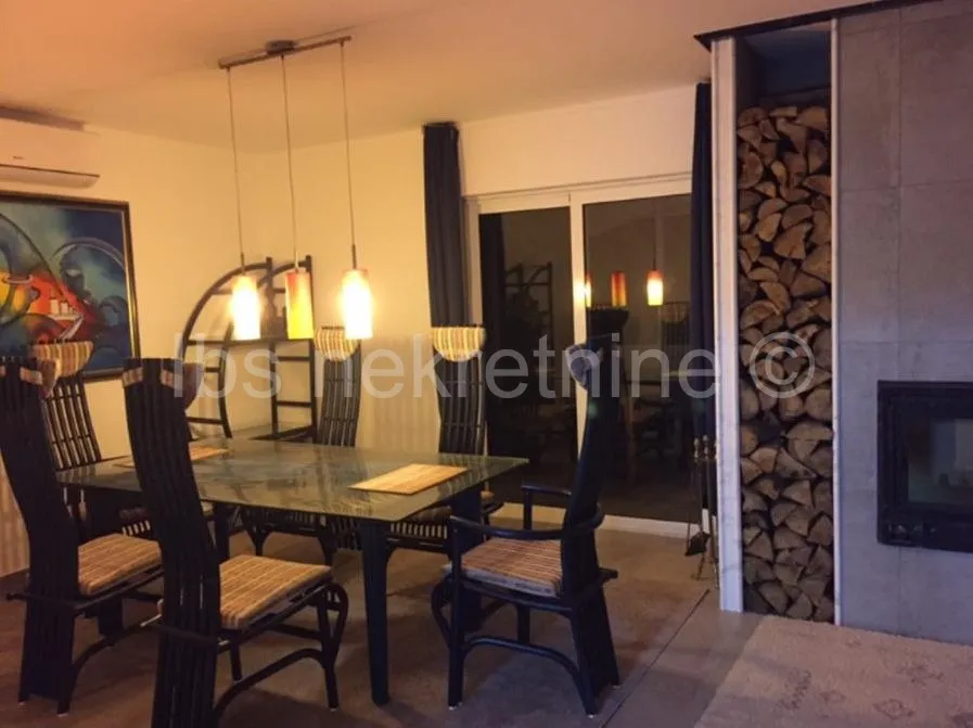 dubrava kod tisna-vila s bazenom-2700 m2 okućnice-3500 m od mora!! - slika 5