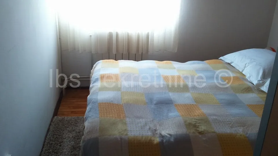 prodaje se kompletno namješten stan u vranjicu! - slika 10
