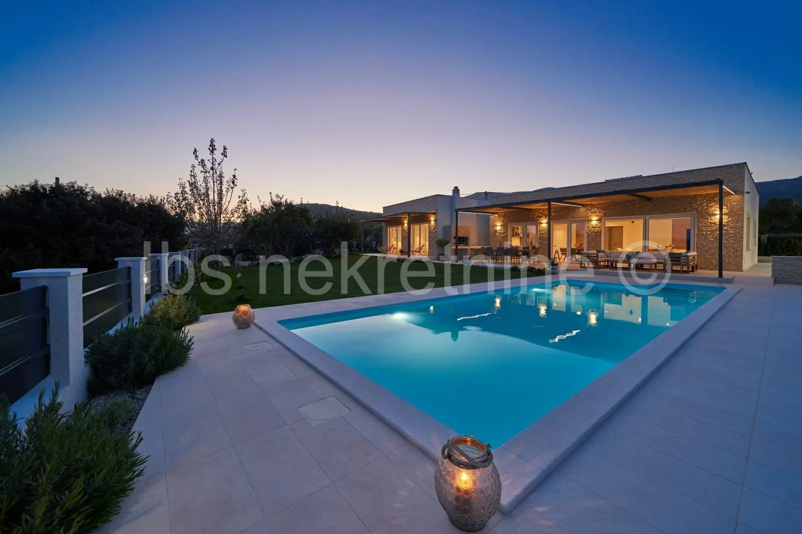 ***prekrasna Vila Sa Pogledom Na More!!!*** - Kaštel Novi, Kaštela