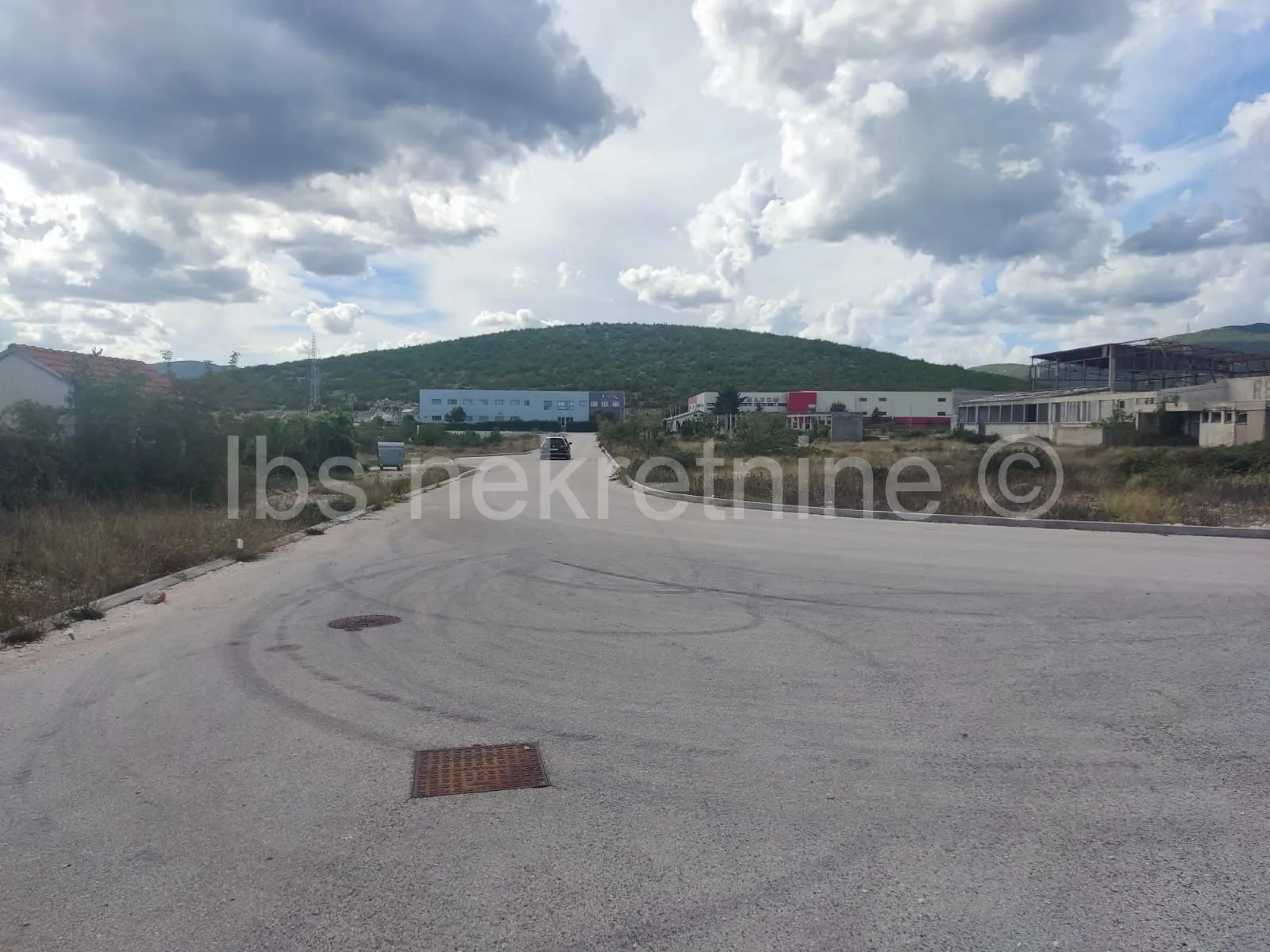 četiri zemljišta u industrijskoj zoni!! - slika 3