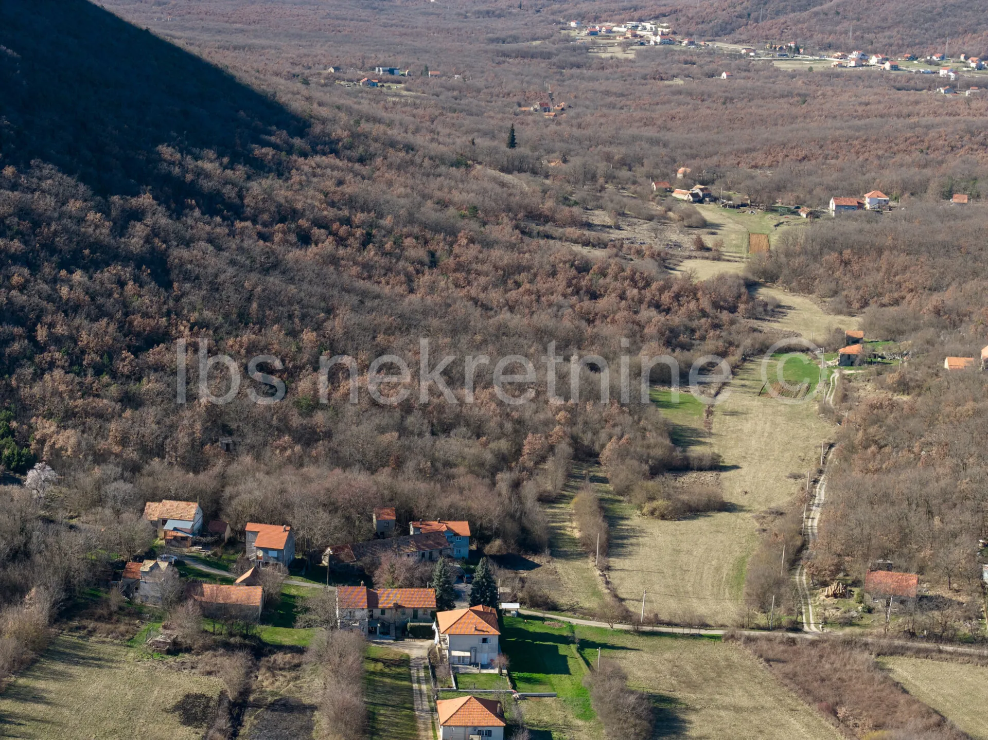 zemljište 40000 m2 - sinj, radošić - slika 3