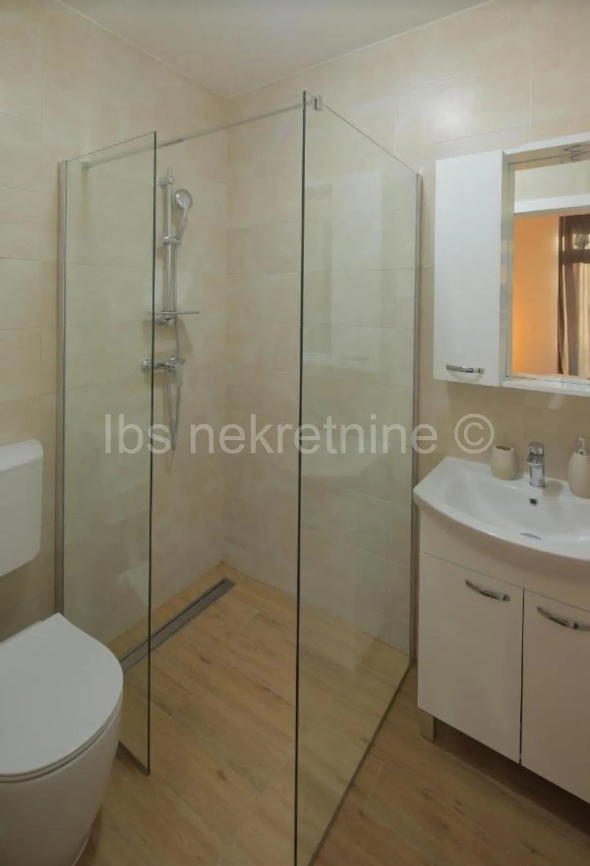 prodaja 4 moderno uređena apartmana u kopačevu - slika 5