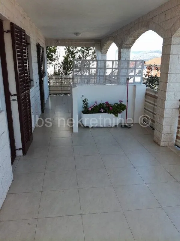 kuća prodaja čiovo 658 m2 - slika 10