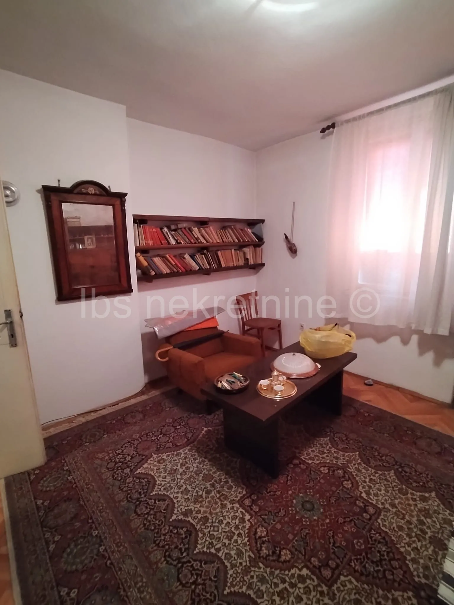 livno dvosoban stan strogi centar - slika 5