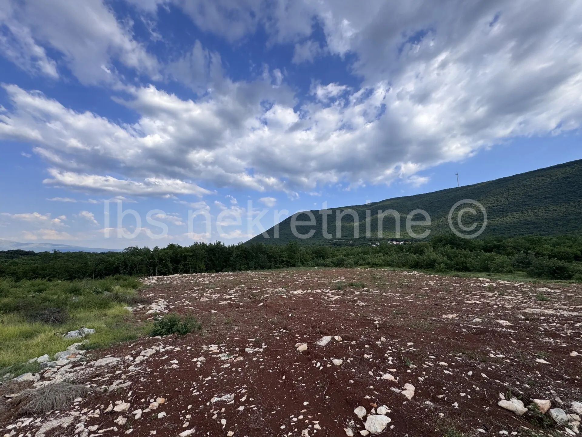 Građevinsko zemljište 500 m², Radošić - Radošić, Sinj