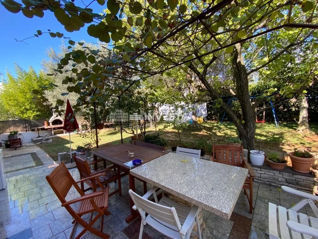 fažana, kuća za odmor 160m2, 450m od mora i plaža, 4ss+db - slika 6