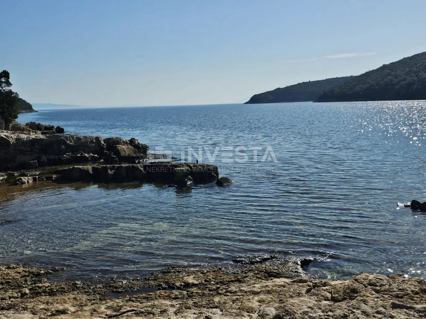 krnički porat, šuma 200m od mora i 40m do urbanizirane zone - slika 5