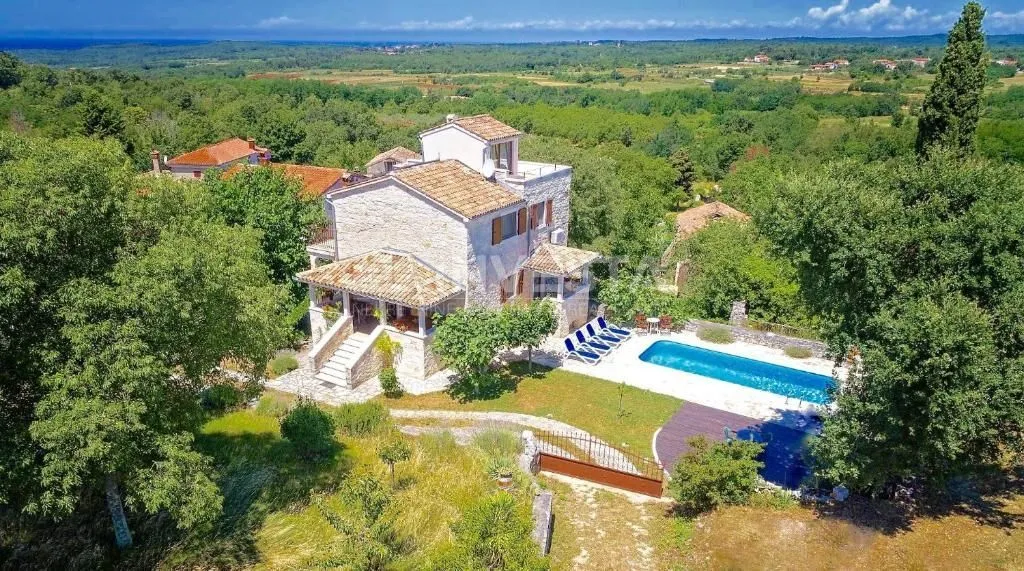 okolica poreča, autohtona istarska kuća za odmor, prostrana okućnica - slika 4