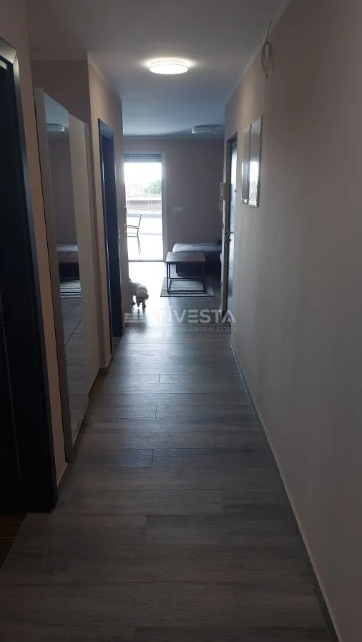 poreč okolica, luksuzni stan u novogradnji - slika 23