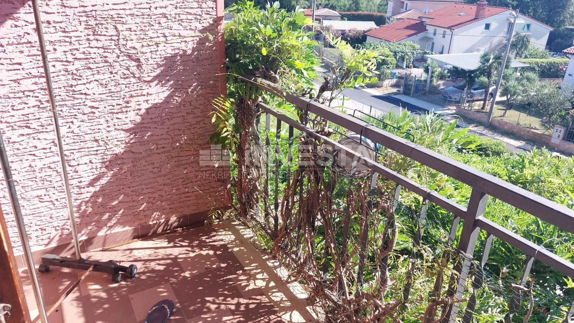 dvojna kuća sa velikom okućnicom - slika 34